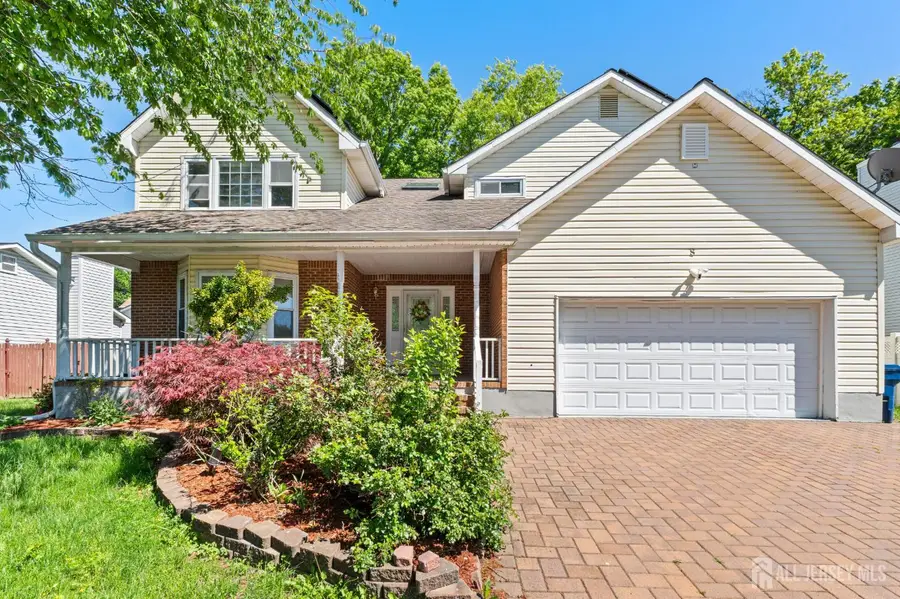 -8 Danny Court, North Brunswick, NJ 08902 - #3