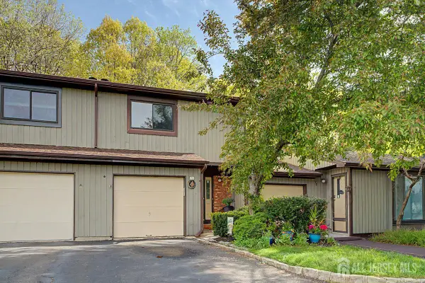 -73 Letts Court, Old Bridge, NJ 07747