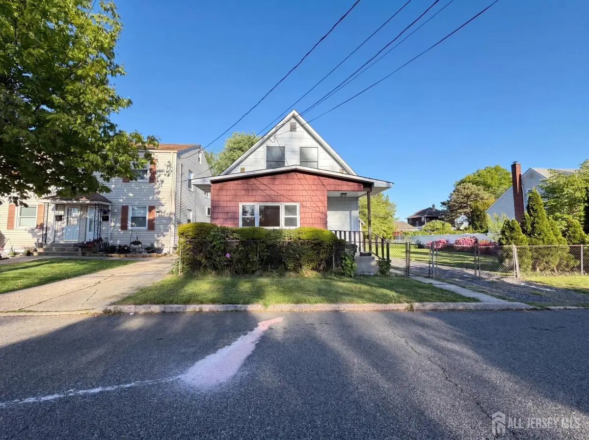 -578 Garden Avenue, Woodbridge, NJ 07095 - #1