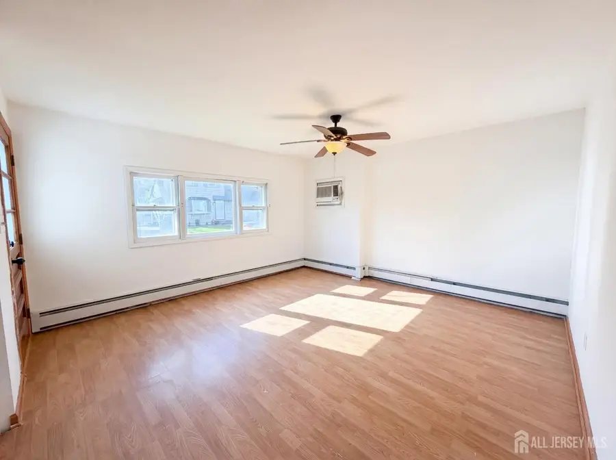 -578 Garden Avenue, Woodbridge, NJ 07095 - #3
