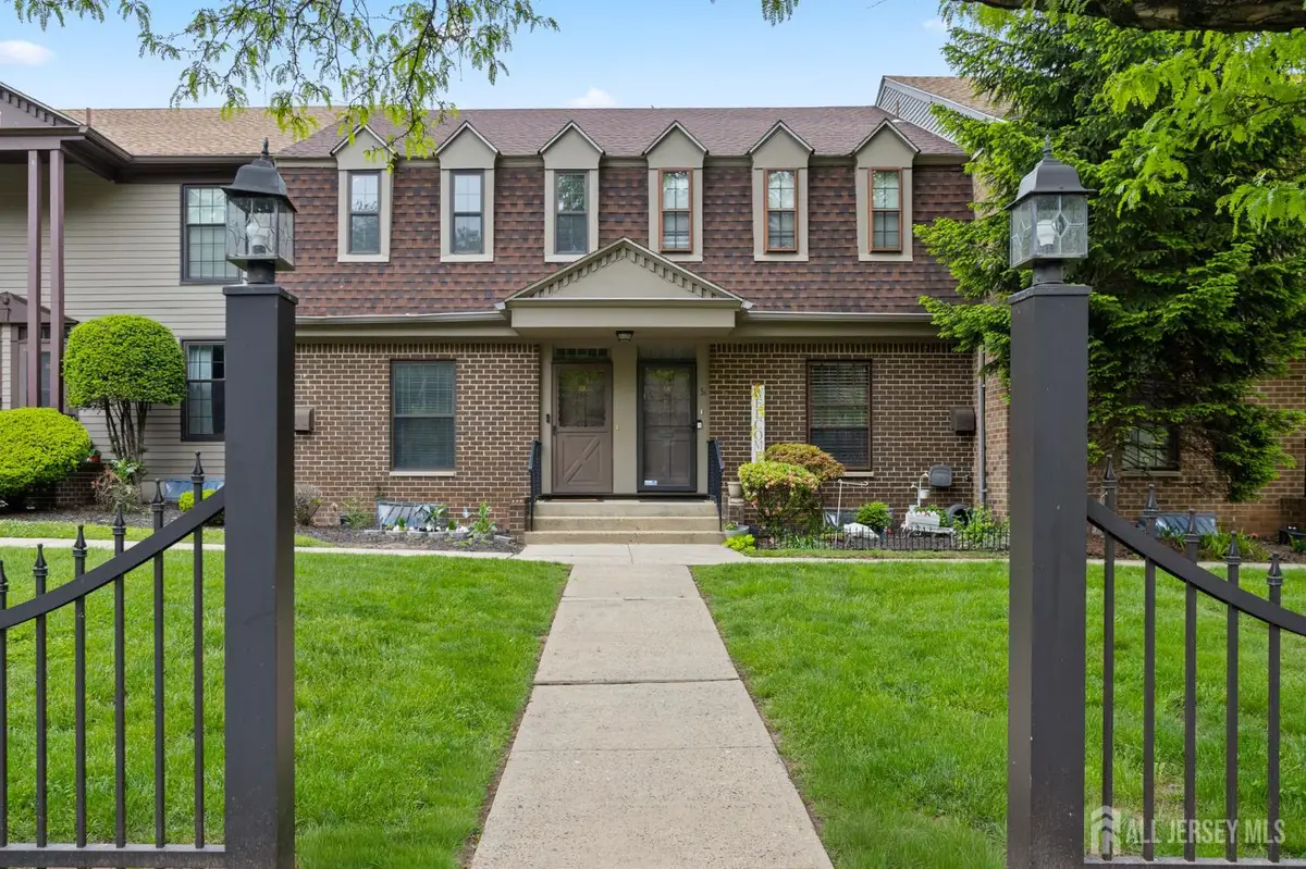 -323 Gills Ln Unit #5 H Lane, Iselin, NJ 08830 - #1