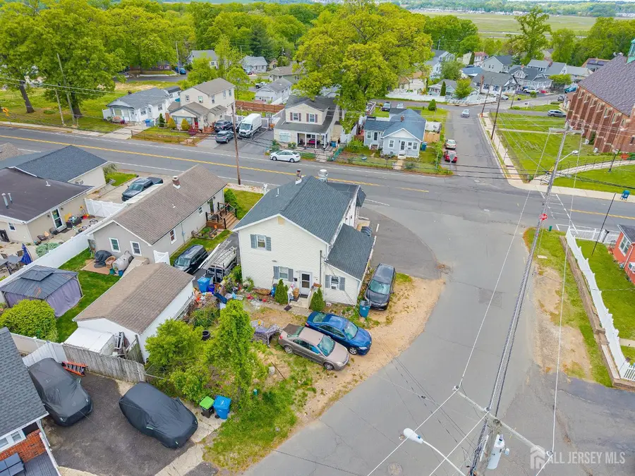 -715 Laurence Parkway, Laurence Harbor, NJ 08879 - #3