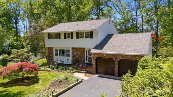 -7 Oakland Road, Old Bridge, NJ 08857