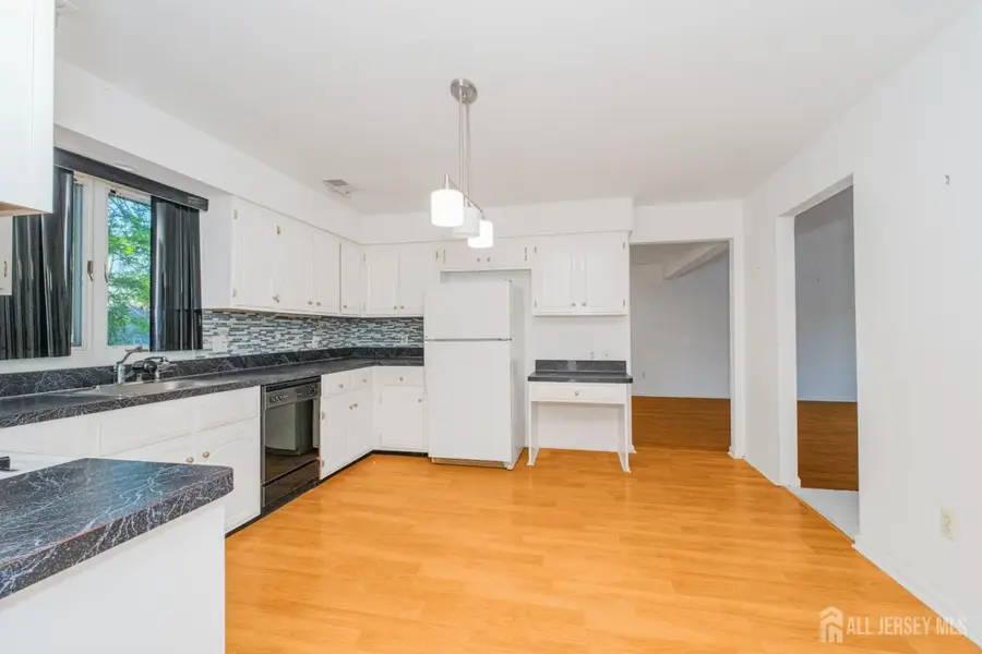 -9 Sycamore Lane, Piscataway, NJ 08854 - #3