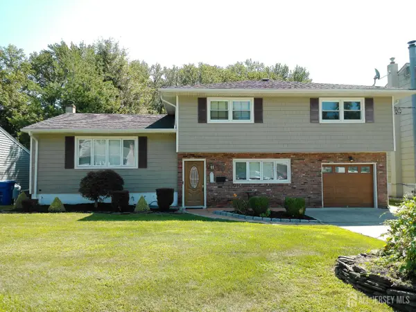 -16 New Dover Avenue, Colonia, NJ 07067