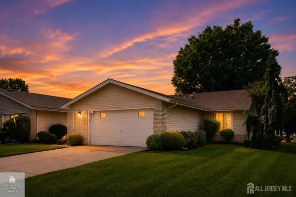 -362 Union Drive #C, Monroe, NJ 08831