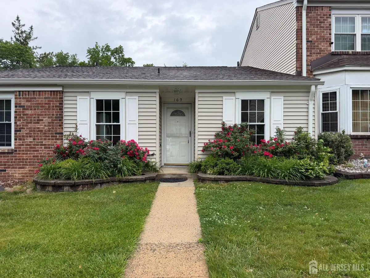 -169 Devon Court, Old Bridge, NJ 08857 - #1