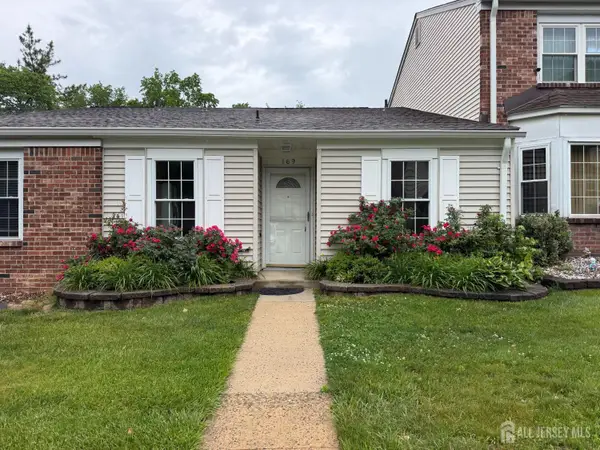 -169 Devon Court, Old Bridge, NJ 08857