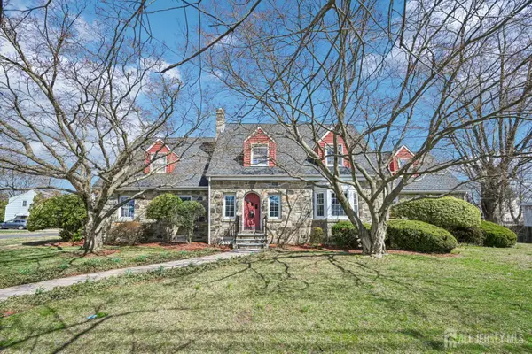 -644 Parkway Avenue, Ewing, NJ 08618