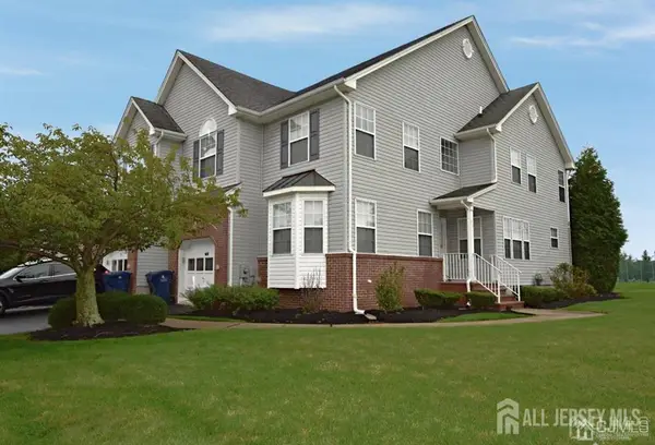 -71 Jared Drive, North Brunswick, NJ 08902