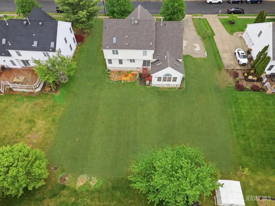 -10 Julie Court, Franklin Park, NJ 08873 - #3