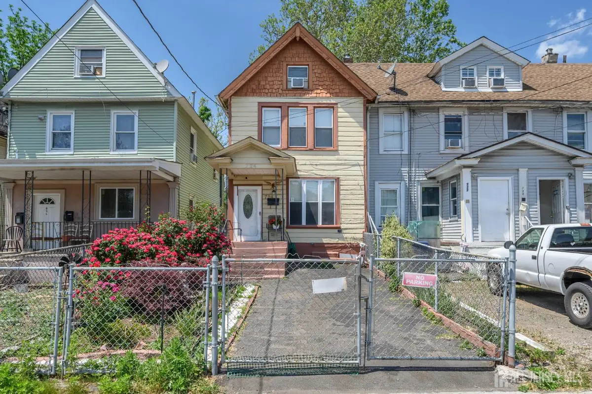 -724 W Front Street W, Plainfield, NJ 07060 - #1