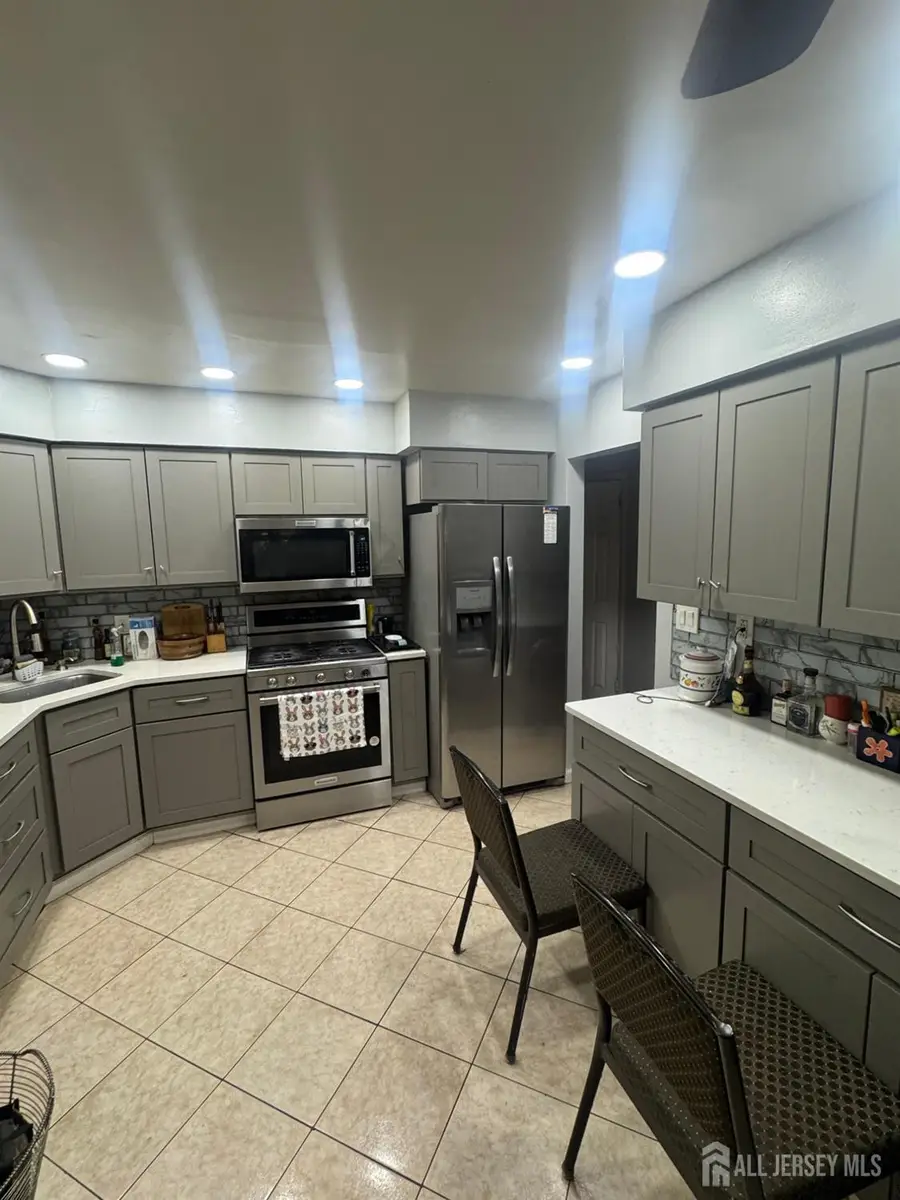 -22 Evelyn Court, Maplewood, NJ 07040 - #3