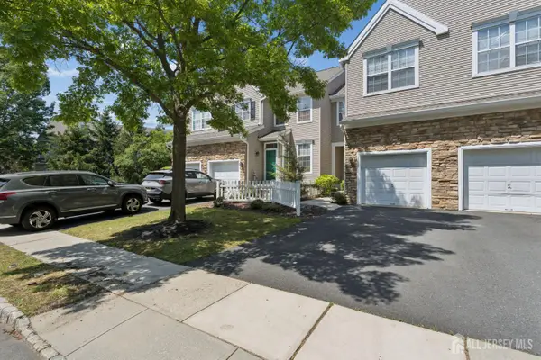 -1203 Yarrow Circle, South Brunswick, NJ 08810