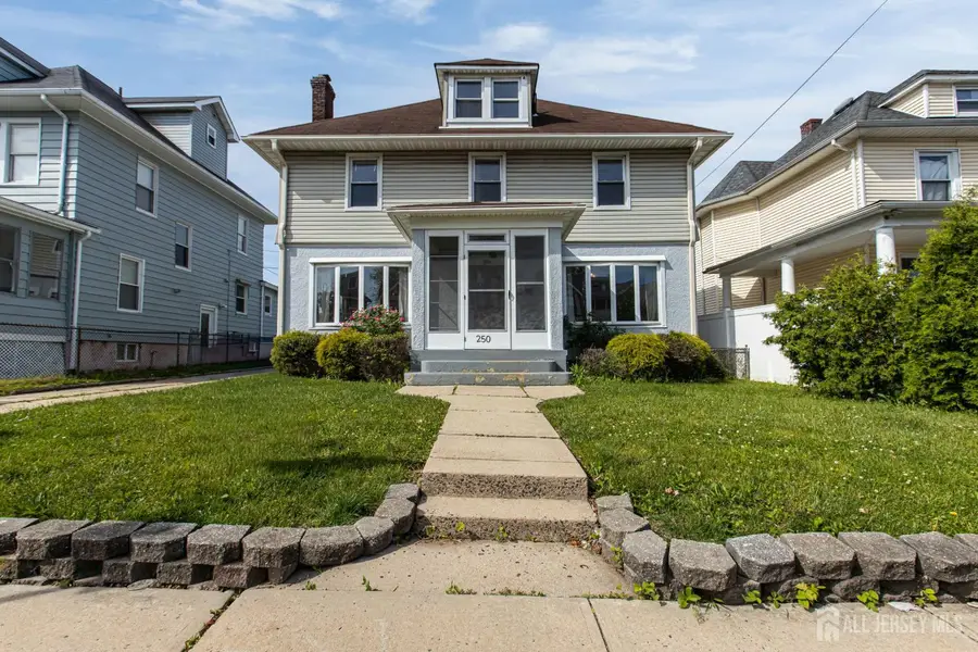 -250 Powers Street, New Brunswick, NJ 08091 - #2