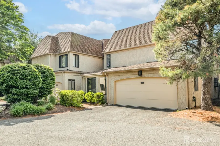 -21 Carriage Place, Edison, NJ 08820 - #2