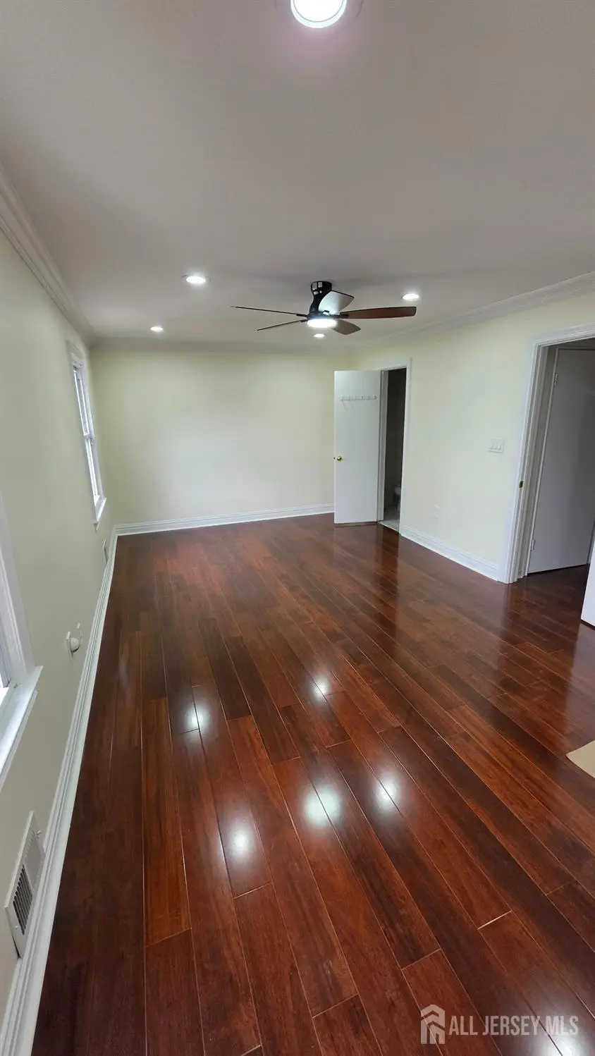 -9 Fern Court, Sayreville, NJ 08872 - #2