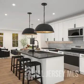 -16 Park Avenue, North Brunswick, NJ 08902