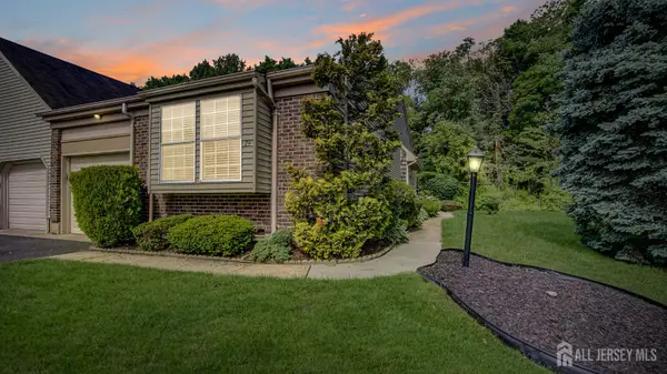 -7 Betsy Ross Drive #A, Monroe, NJ 08831