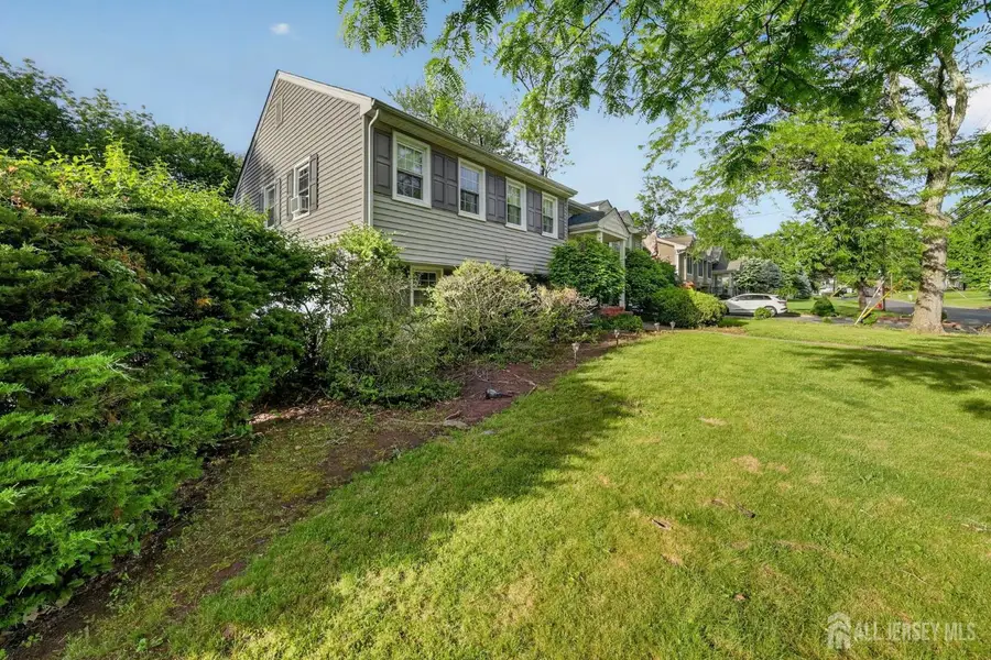 -10 Remington Drive, Edison, NJ 08820 - #3