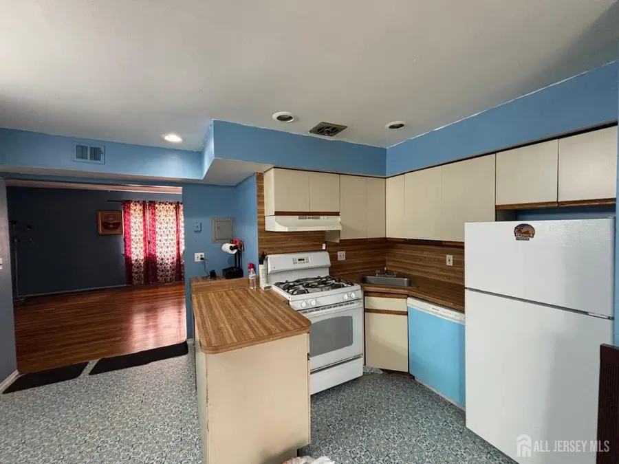 -30 Judson Street #8A, Edison, NJ 08837 - #3