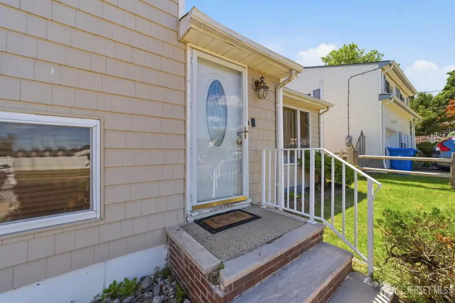-4 Dunlap Drive, Parlin, NJ 08859 - #3