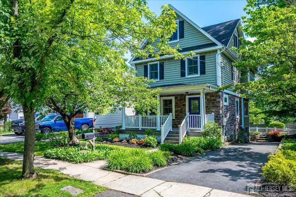 -62 Myrtle Avenue, Metuchen, NJ 08840