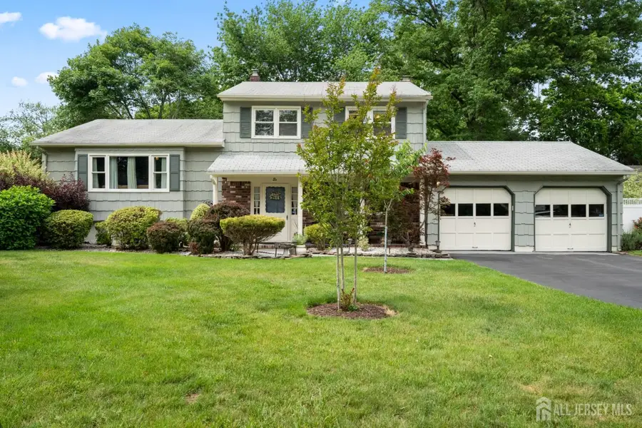 -6 Eileen Court, East Brunswick, NJ 08816 - #2
