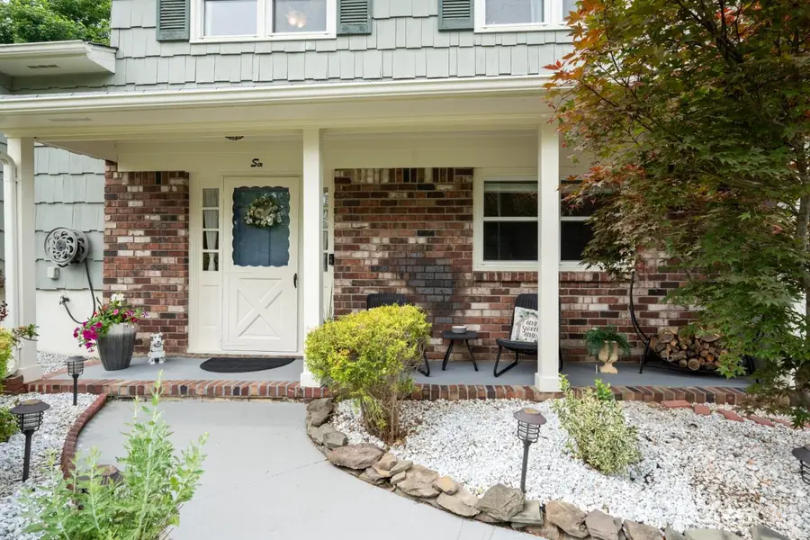 -6 Eileen Court, East Brunswick, NJ 08816 - #3