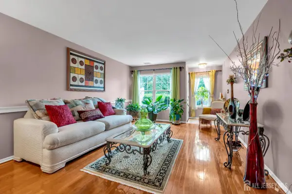 -5 Ardmore Place, East Brunswick, NJ 08816