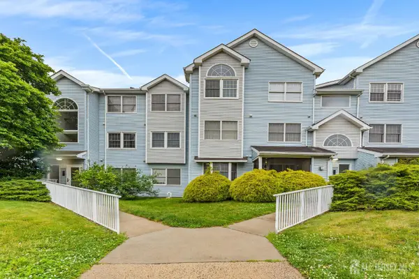 -834 Edpas Road, New Brunswick, NJ 08901