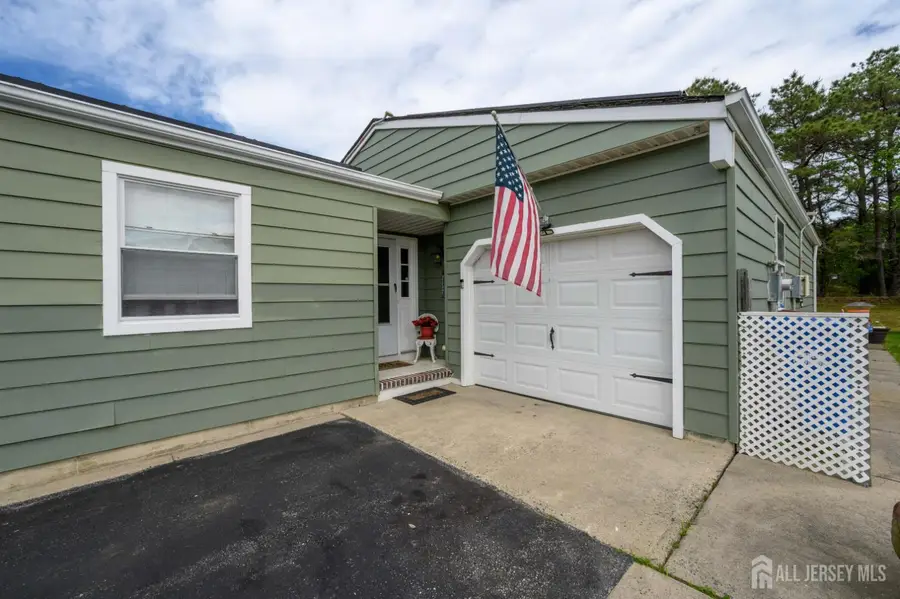 -87 Chesterfield Lane, Toms River, NJ 08757 - #2