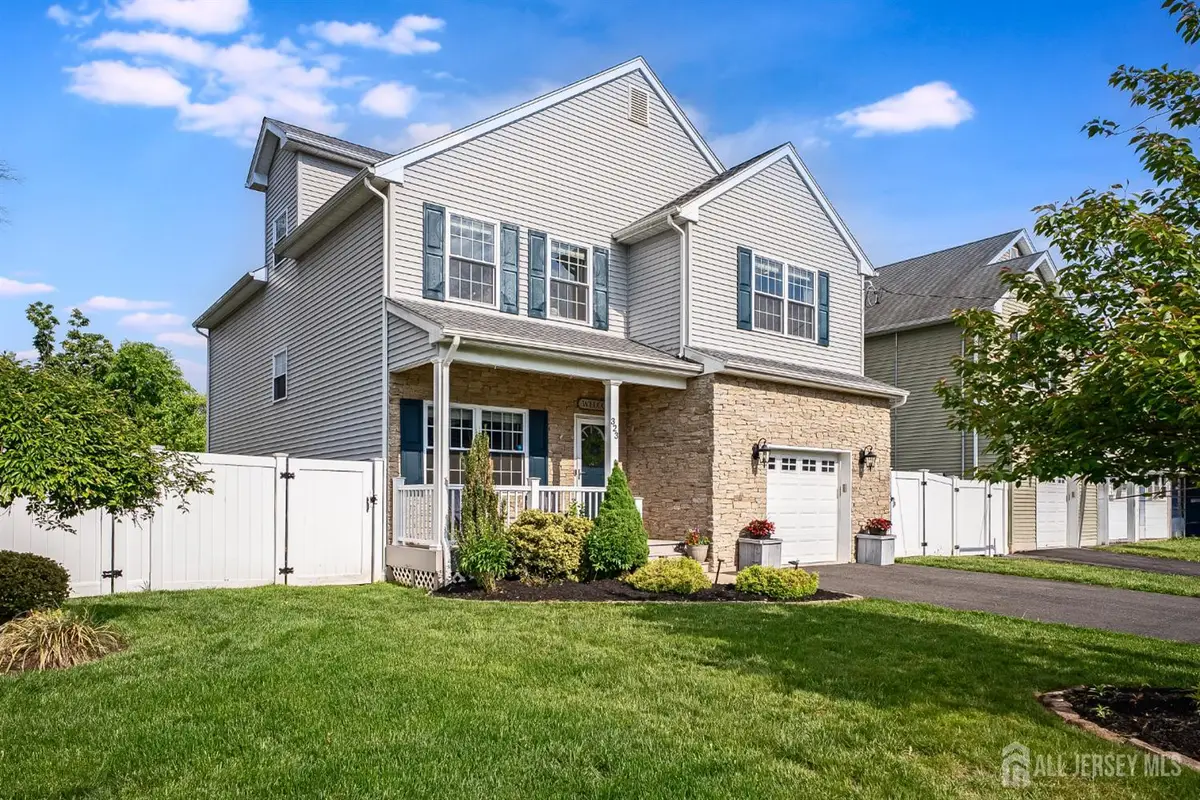 -323 S Madison Avenue, Dunellen, NJ 08812 - #1