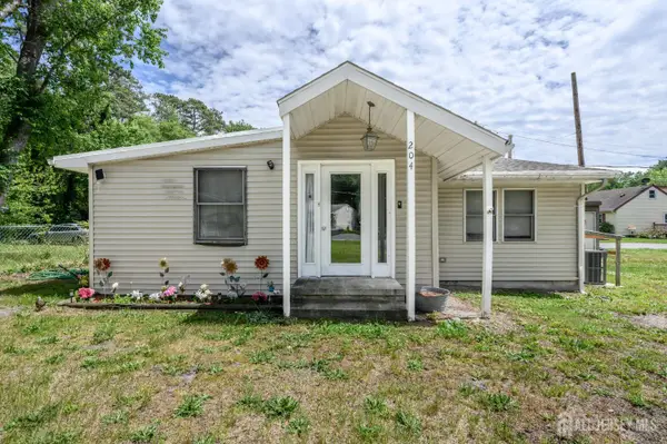 -204 E Lakeshore Drive E, Pemberton Twp, NJ 08015