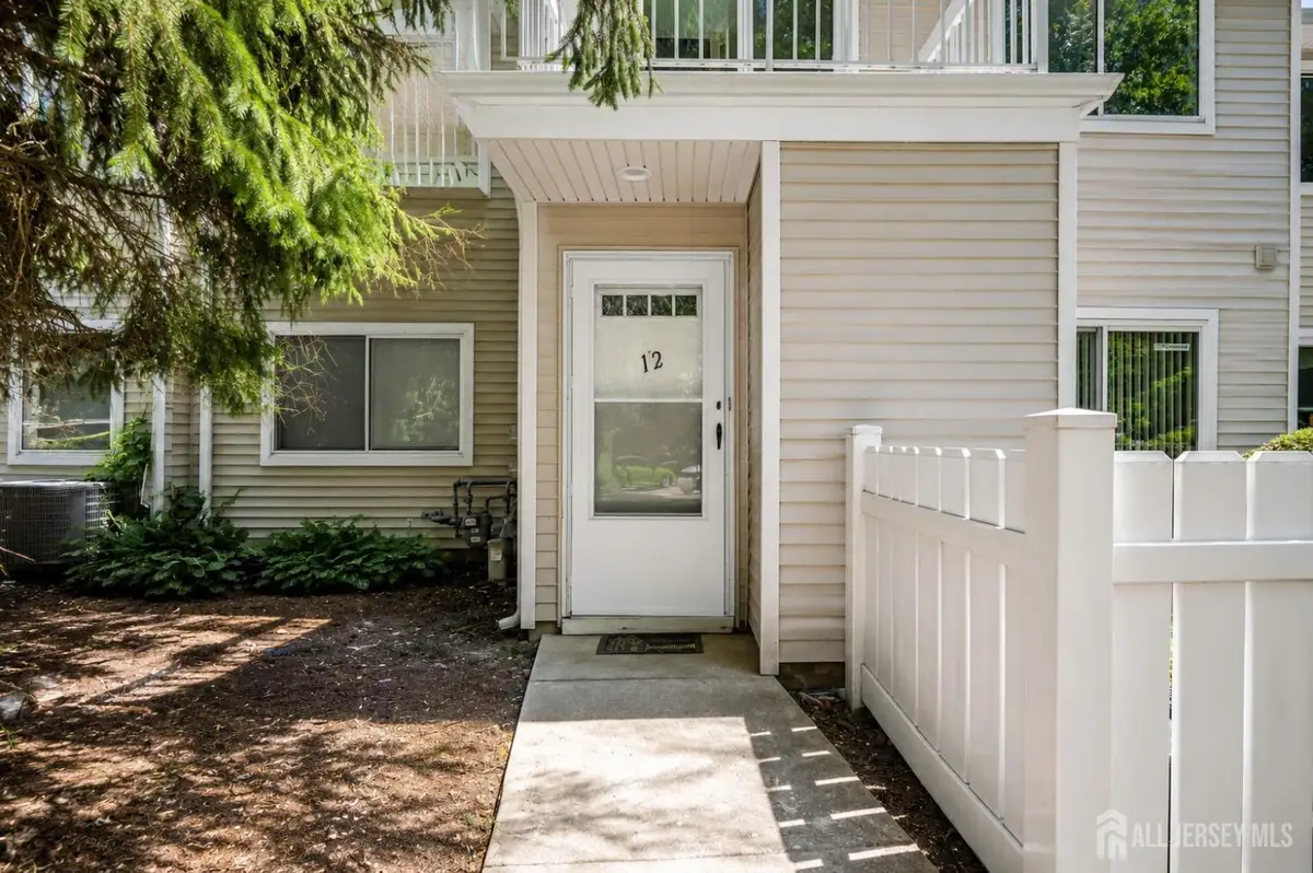 -12 Wynwood Drive, Heathcote, NJ 08852 - #1