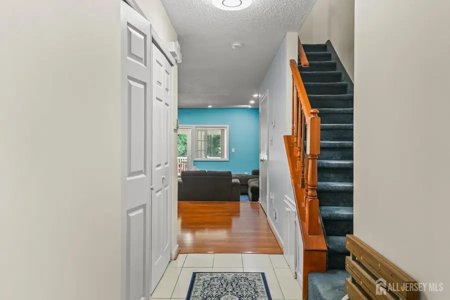 -67 Albury Way, North Brunswick, NJ 08902 - #2