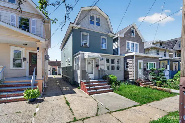 -453 Compton Avenue, Perth Amboy, NJ 08861