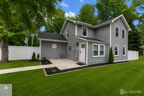 -379 Old Georges Road, North Brunswick, NJ 08902