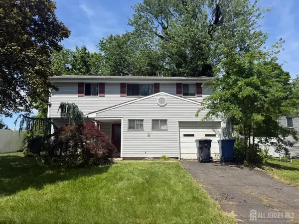 -19 Hastings Road, Old Bridge, NJ 08857