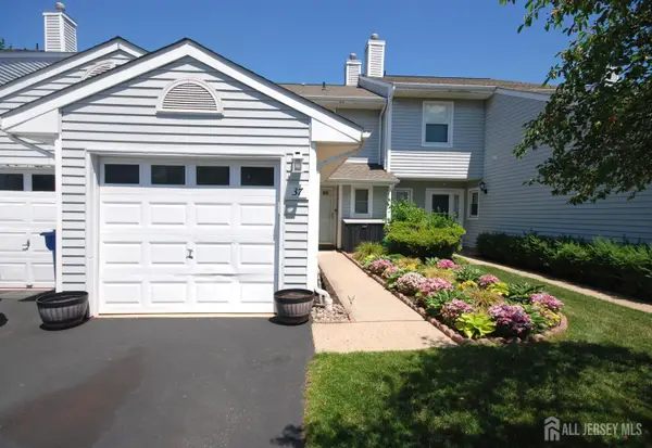 -37 Upperbrook Court, Sayreville, NJ 08859