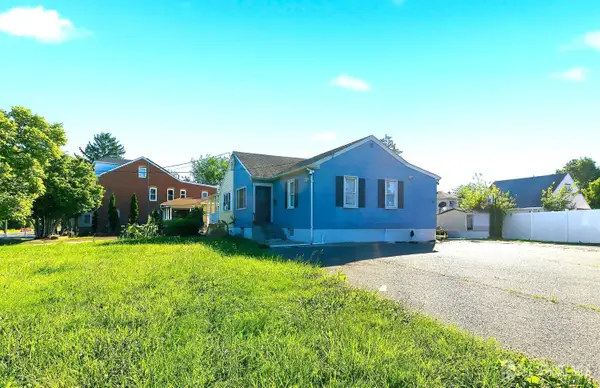-1708 Princeton Avenue, Lawrence, NJ 08648