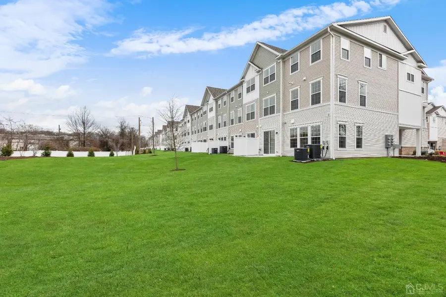-86 Depot Way, Dunellen, NJ 08812 - #2