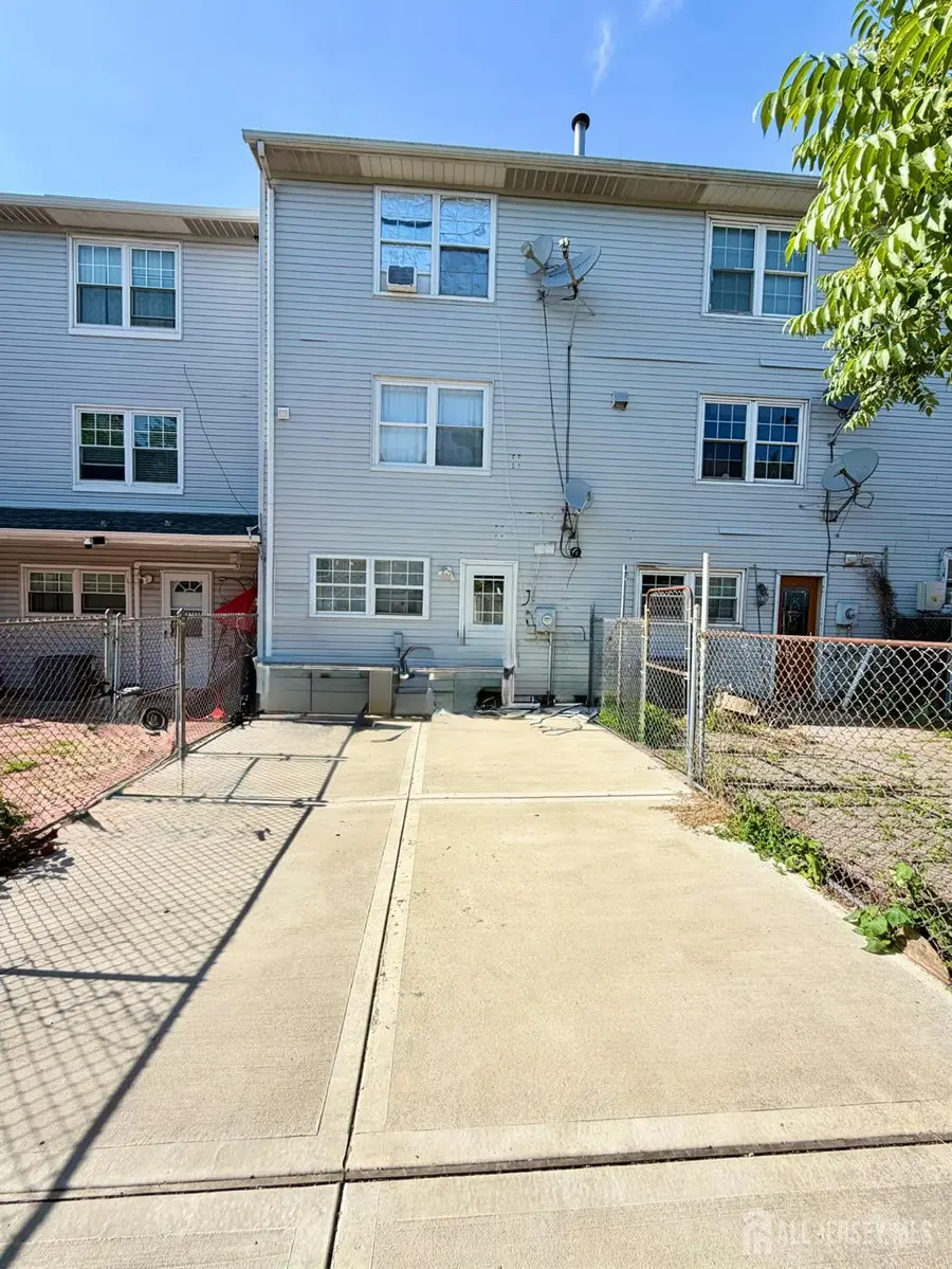 -53 Larch Street, Carteret, NJ 07008 - #2