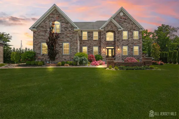 -9 Gatarz Court, East Brunswick, NJ 08816