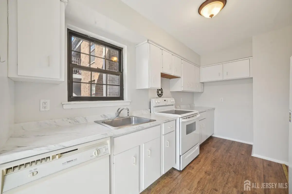 -323 Gill Lane #11C, Iselin, NJ 08830 - #1