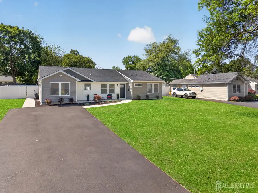 -19 Springdale Road, Kendall Park, NJ 08824 - #2