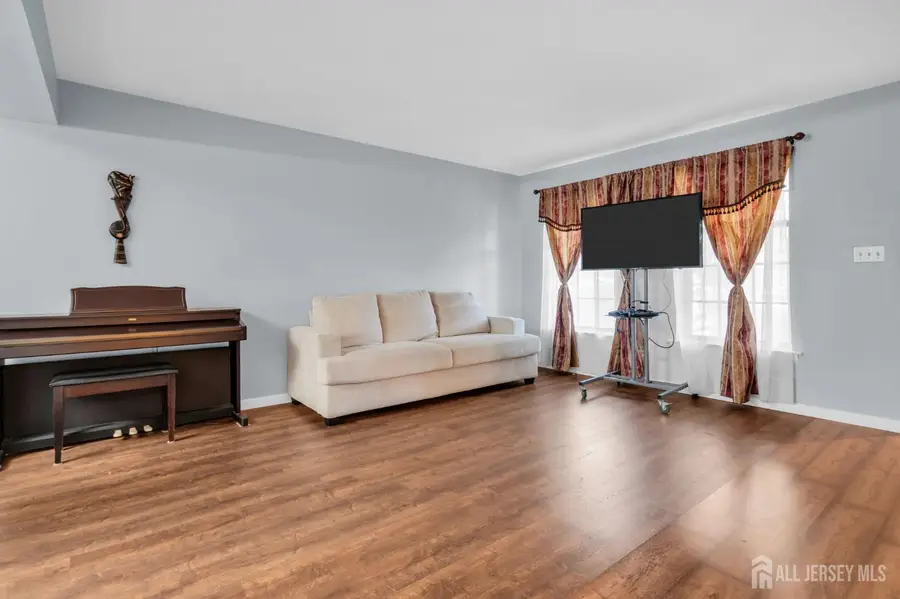 -25 Paine Court, East Brunswick, NJ 08816 - #3
