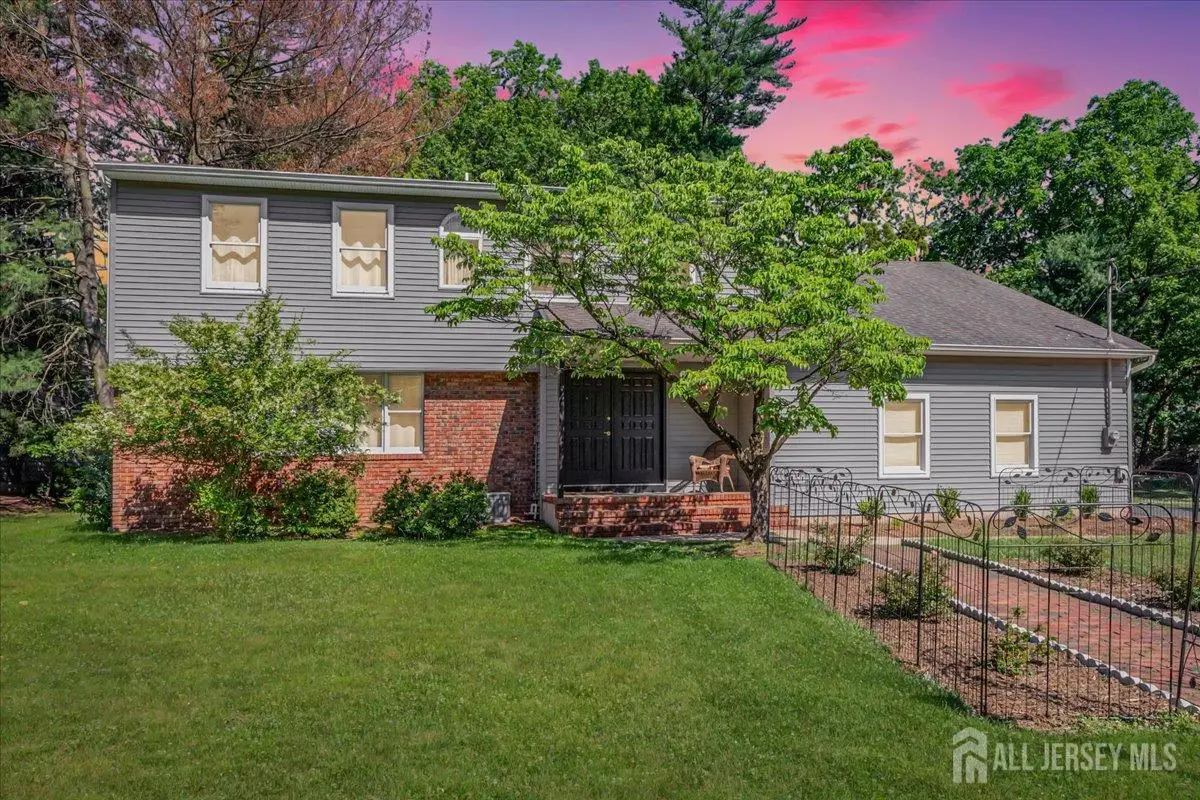-2 Abbott Court, Edison, NJ 08820 - #1
