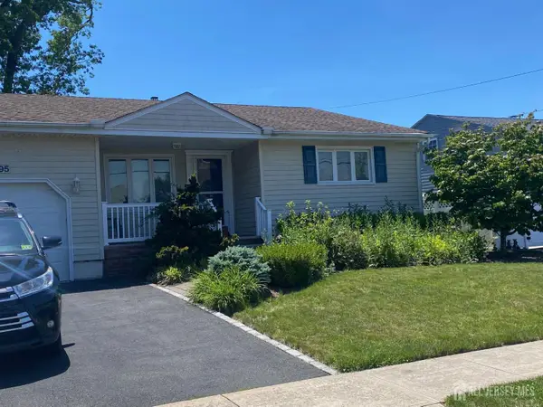 -95 Jeffery Road, Colonia, NJ 07067