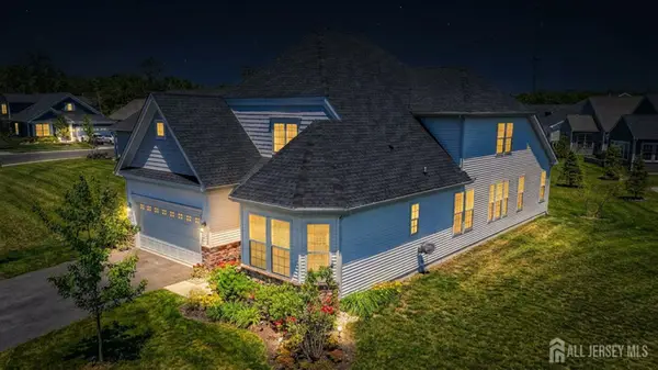 -33 Samuel Drive, Barnegat, NJ 08005